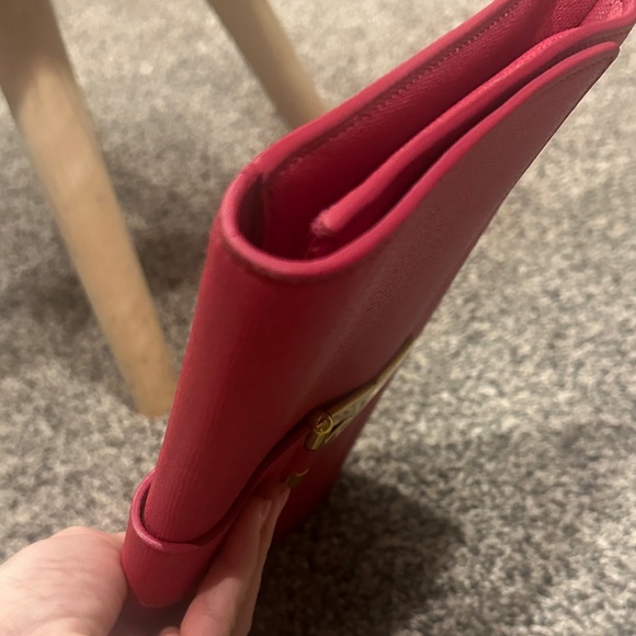 ❤️❤️❤️Last Chance❤️❤️❤️Yves Saint Laurent Bold Red Clutch - Picture 6 of 12